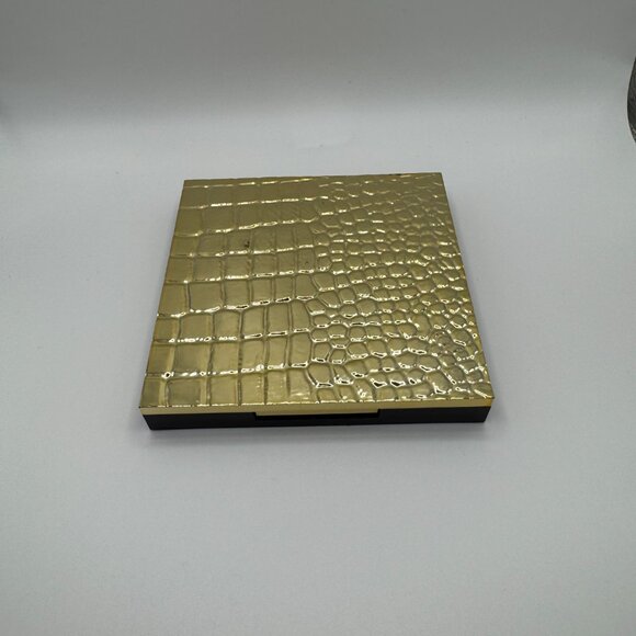 Estée Lauder Pure Color 12 Eyeshadows & 2 Blushes - Picture 2 of 3